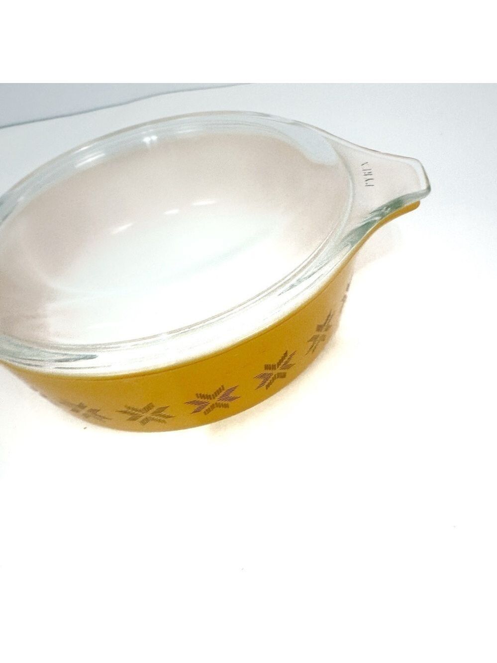 Pyrex Town & Country Cross Stitch Star Orange Casserole Dish With Lid - Picture 5 of 13